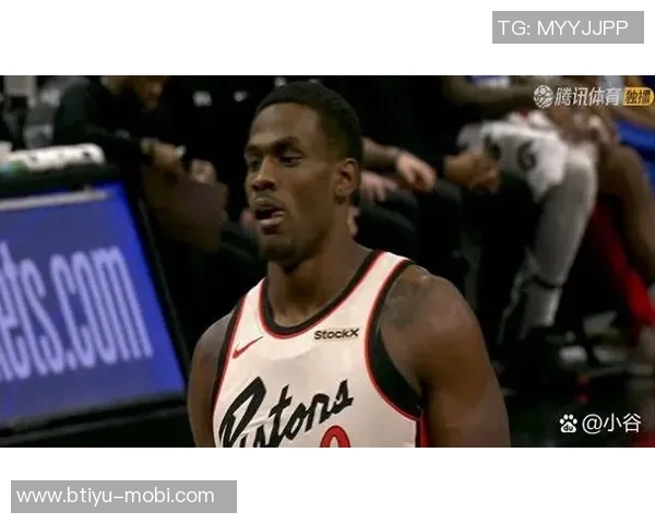 恩比德高效发挥17投10中罚球命中率极佳砍下30分9篮板4助攻助球队获胜